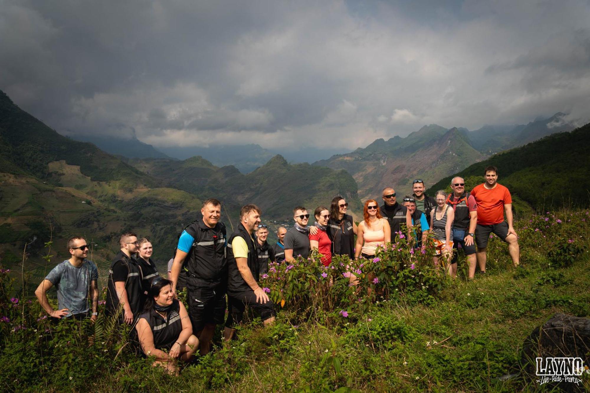 Lang Lap Quiri Hostel Ha Giang מראה חיצוני תמונה